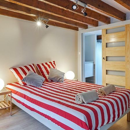 Le Saint Pierre, Atypique Au Coeur Du Centre Ville Lejlighed Caen Eksteriør billede