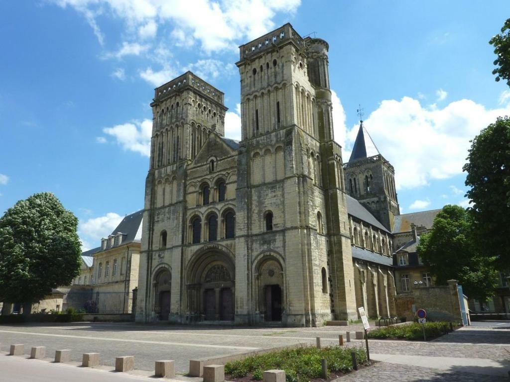 Le Saint Pierre, Atypique Au Coeur Du Centre Ville Lejlighed Caen Eksteriør billede
